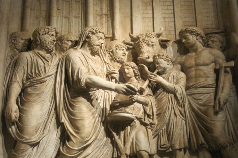 flamines romanos y Marco Aurelio