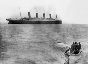 RMS Titanic partiendo Queenstown. (Irlanda)